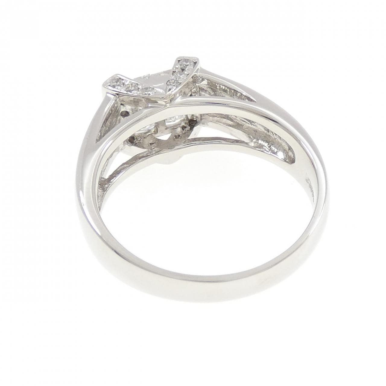 PT900 ダイヤモンド リング 1.00CT
