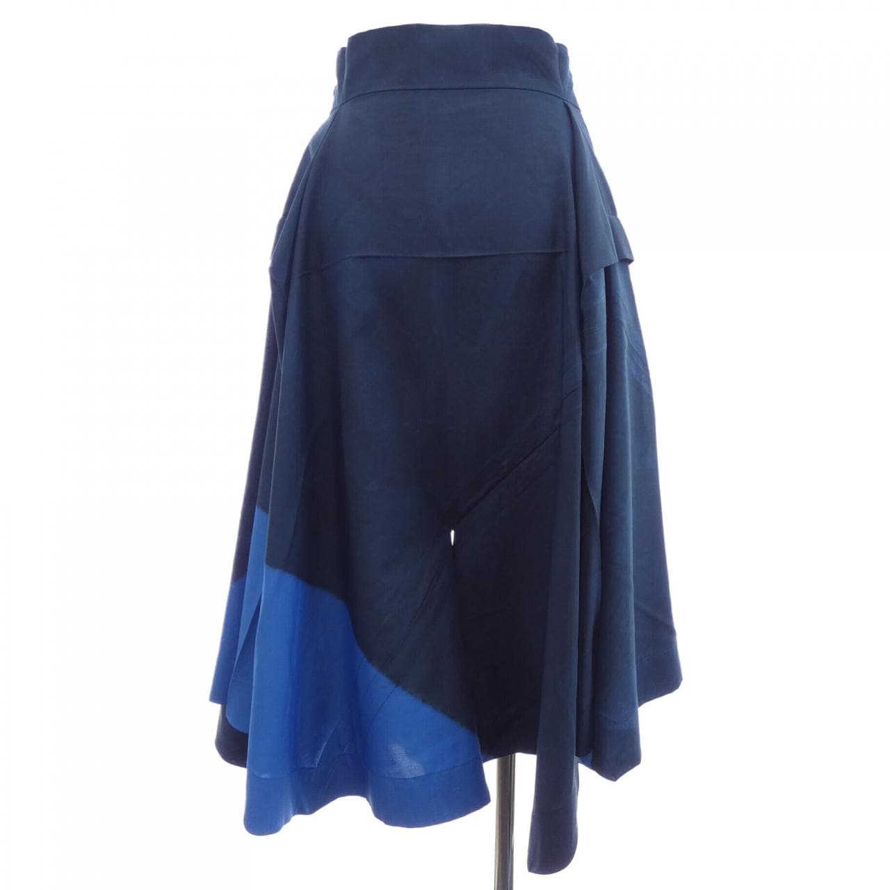 イッセイミヤケ ISSEY MIYAKE IL81FF544 パンツ