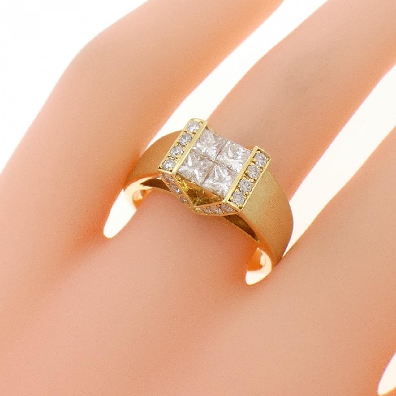 K18YG ダイヤモンド リング 1.00CT