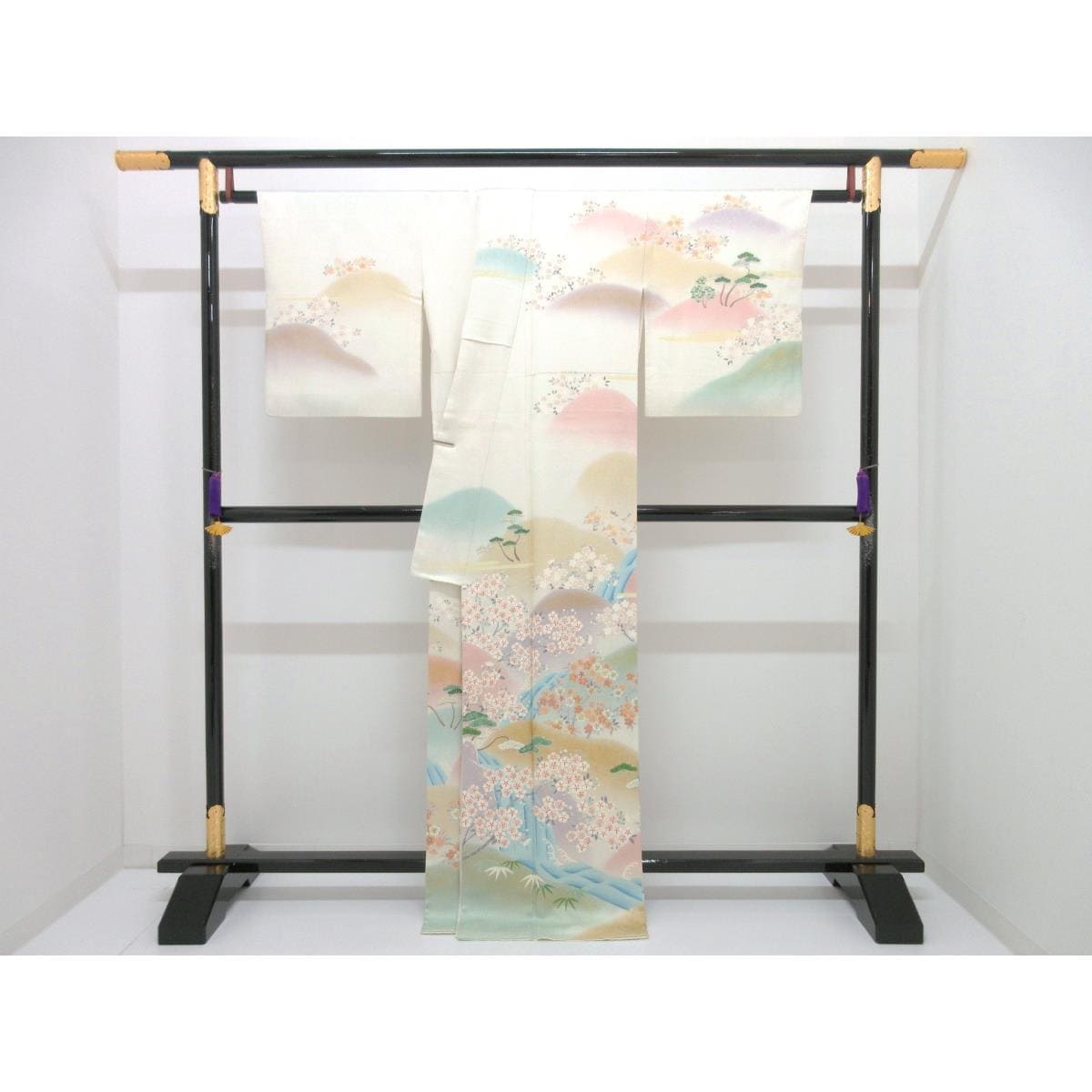 訪問着　友禅金彩加工