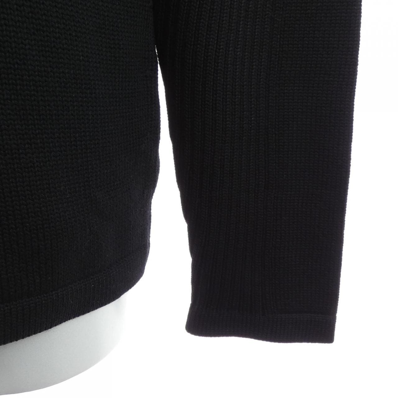 プラダ PRADA トライアングルロゴ UMB049 S202 1W4X ニット