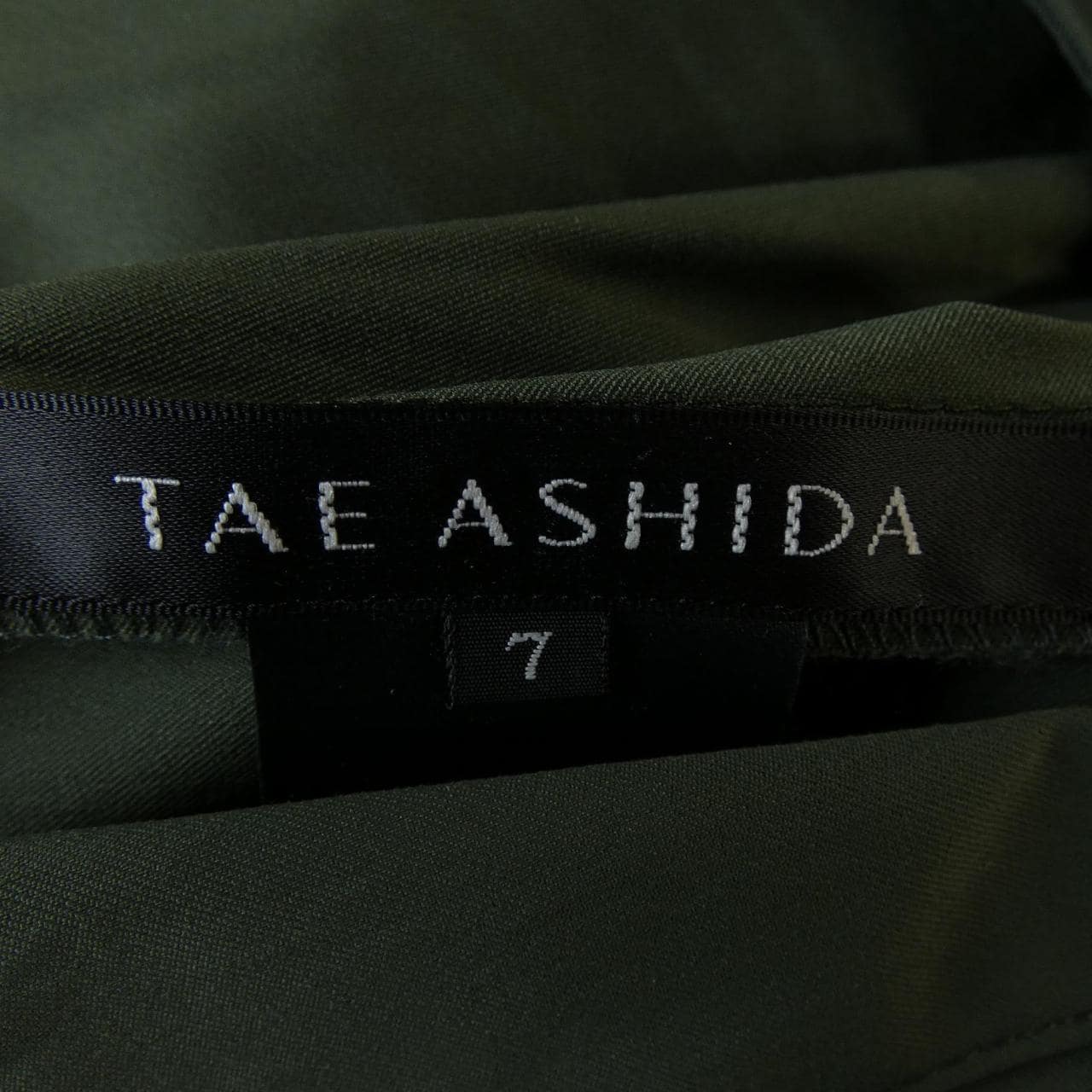 タエアシダ TAE ASHIDA T05627 ワンピース