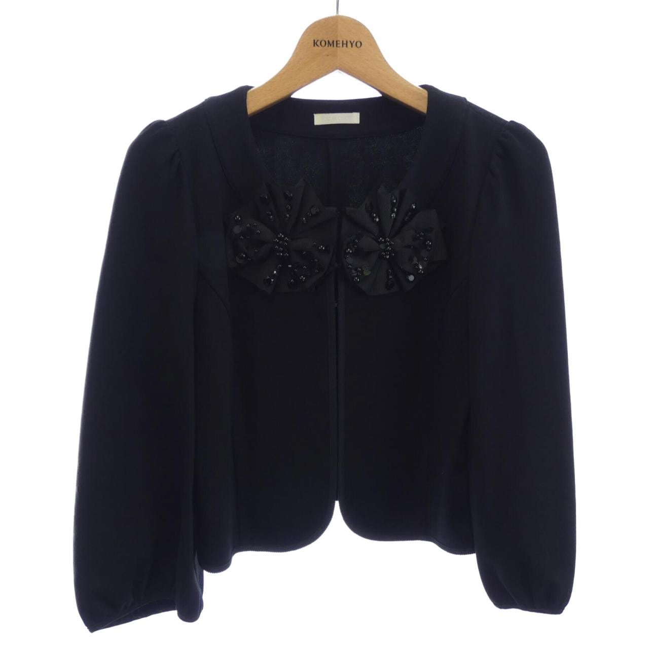 トゥービーシック TO BE CHIC トップス