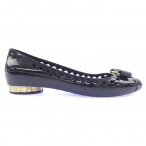 サルヴァトーレフェラガモ SALVATORE FERRAGAMO フラットシューズ