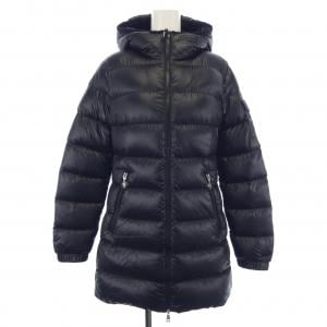 モンクレール MONCLER ダウンジャケット