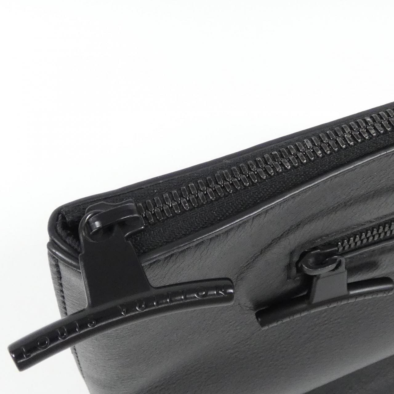 ルイヴィトン ダーク アンフィニティ ポシェット コスモス  2018AW M63268 バッグ