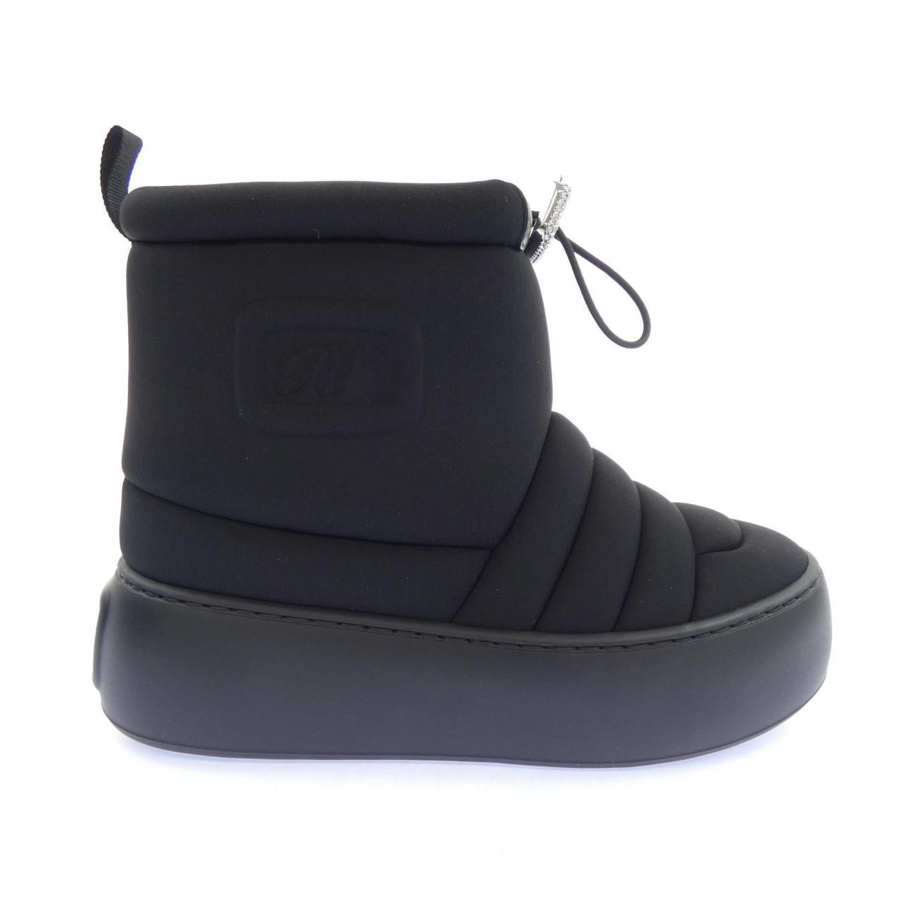 ロジェヴィヴィエ ROGER VIVIER ブーツ