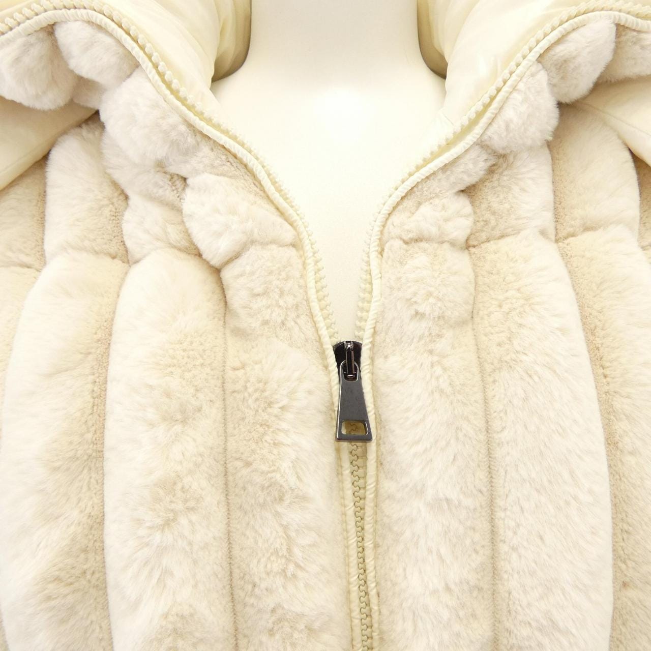 モンクレール MONCLER FARE ダウンジャケット