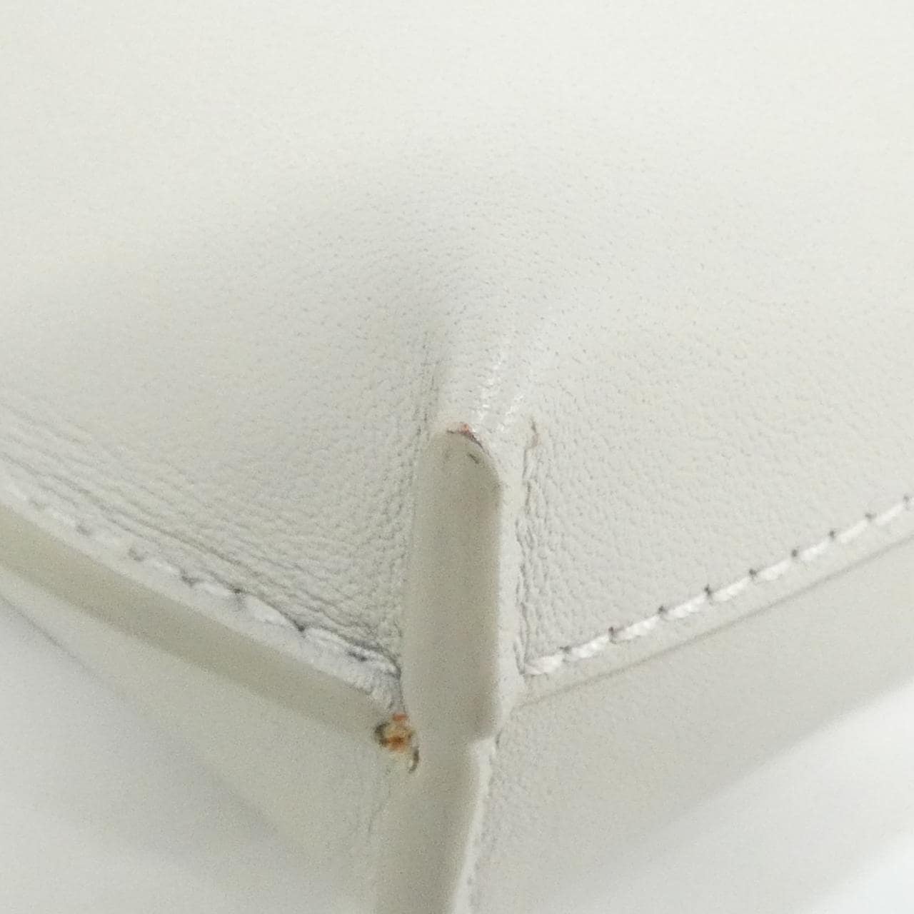 ロエベ バニー ポケット C623W48X01 ショルダーバッグ