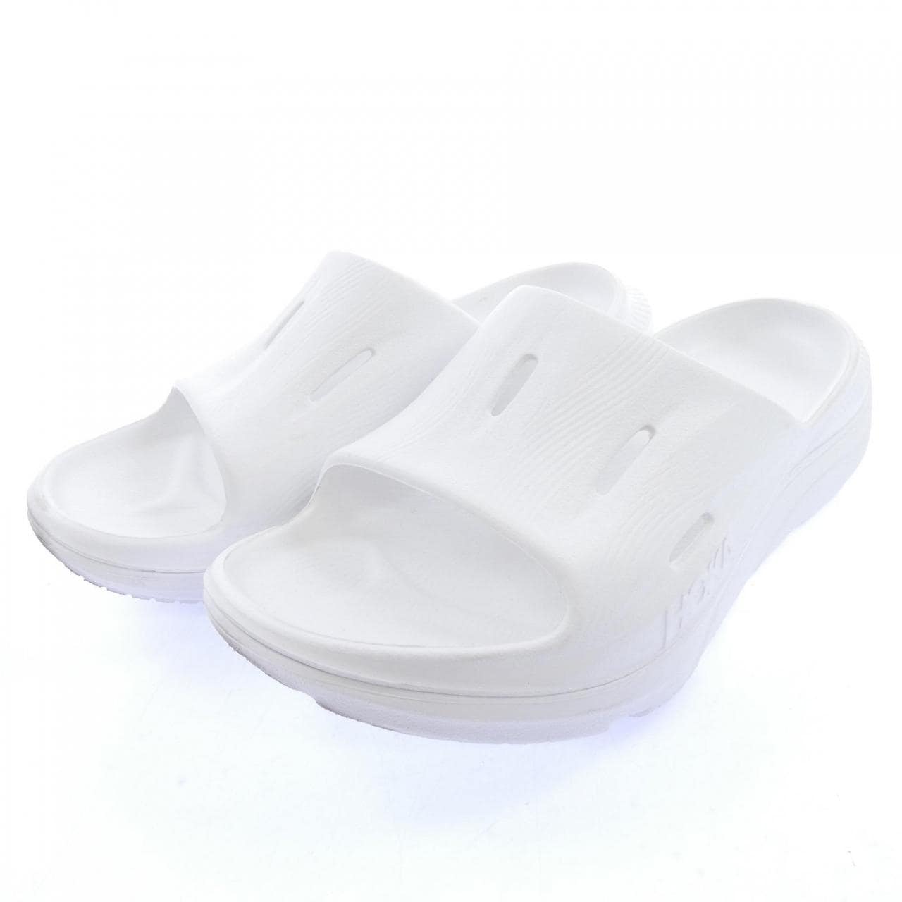 ホカオネオネ HOKA ONE ONE サンダル