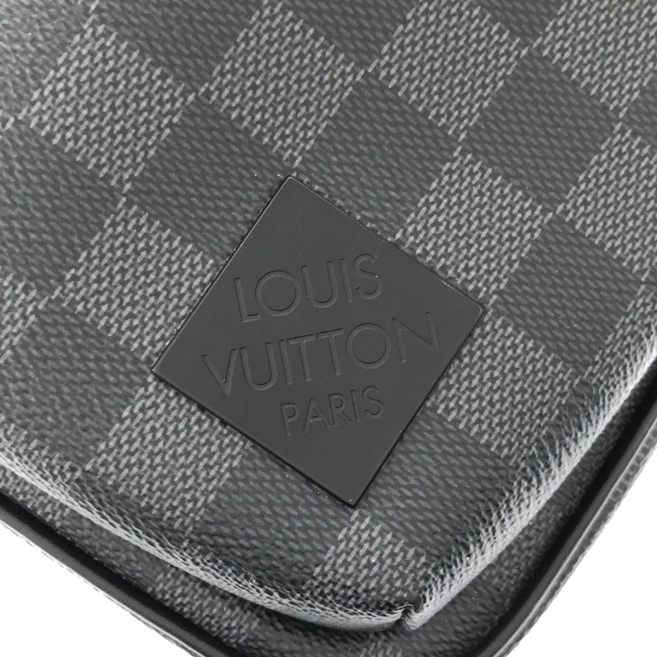 ルイヴィトン ダミエ グラフィット アヴェニュー スリングバッグ N45302 ショルダーバッグ