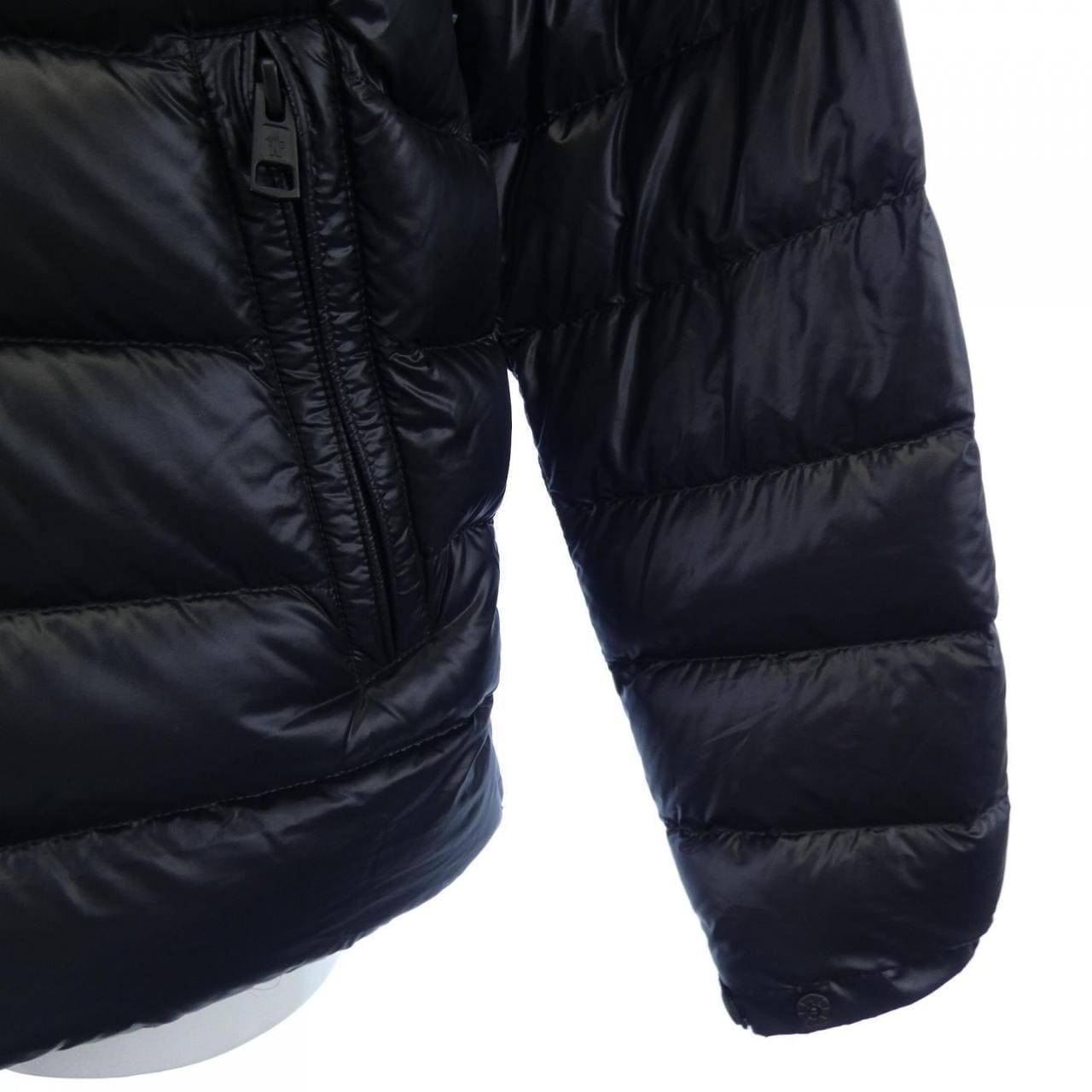 モンクレール MONCLER AMALTEAS ダウンジャケット