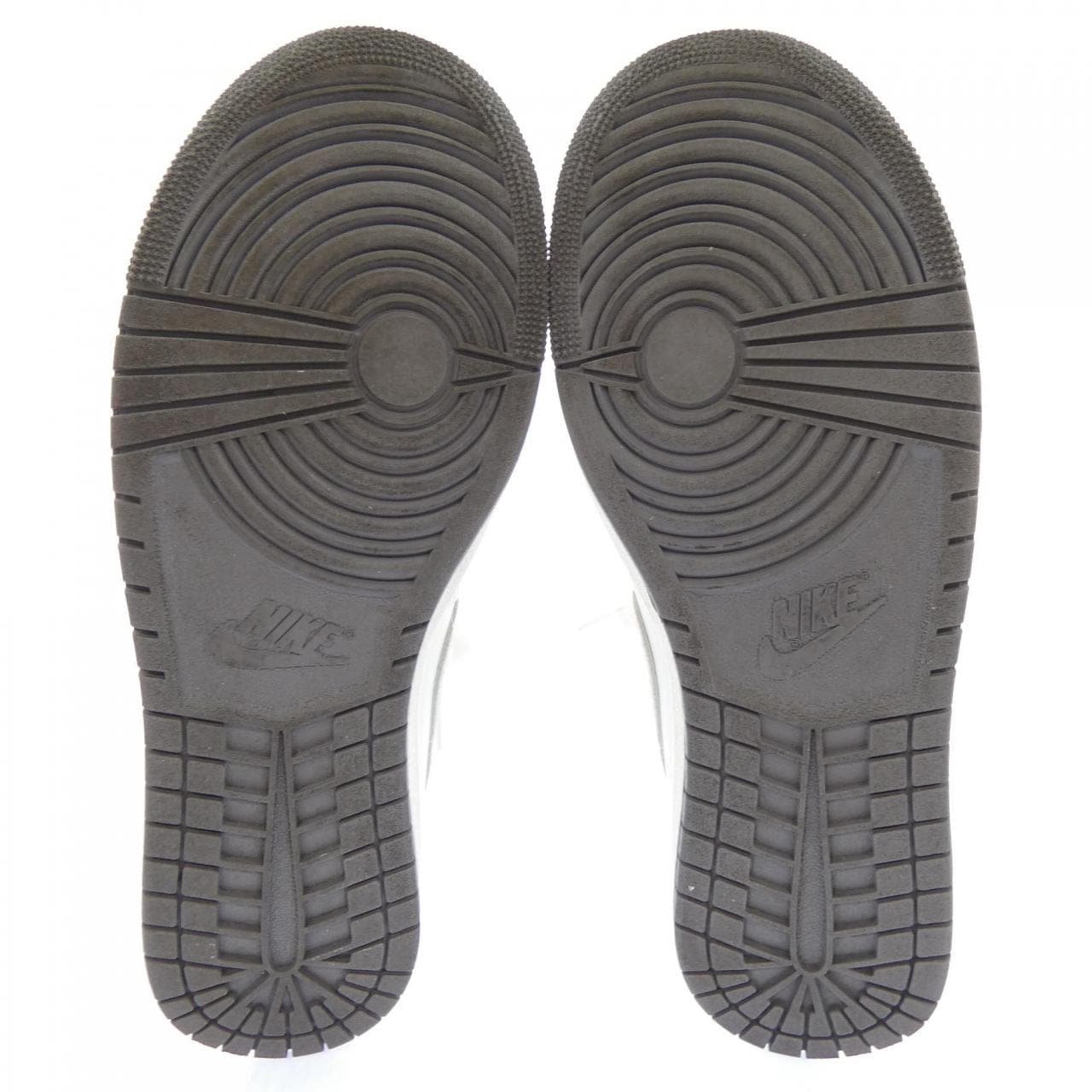 ナイキ ジョーダン NIKE JORDAN DZ3497-100 スニーカー