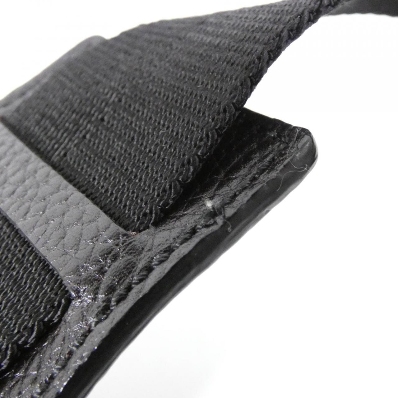 カルティエ SADDLE STITCHED LINE FLAT REPORTER L1001327 ショルダーバッグ