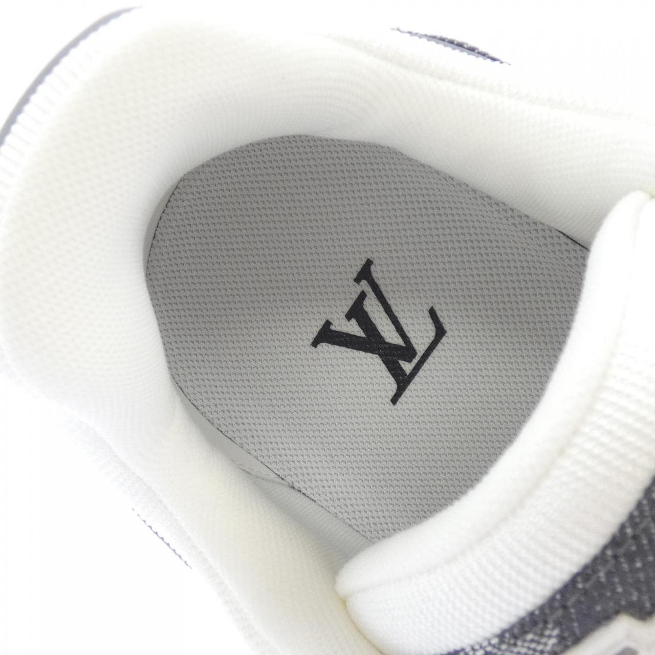 ルイヴィトン LOUIS VUITTON LVトレイナーライン スニーカー