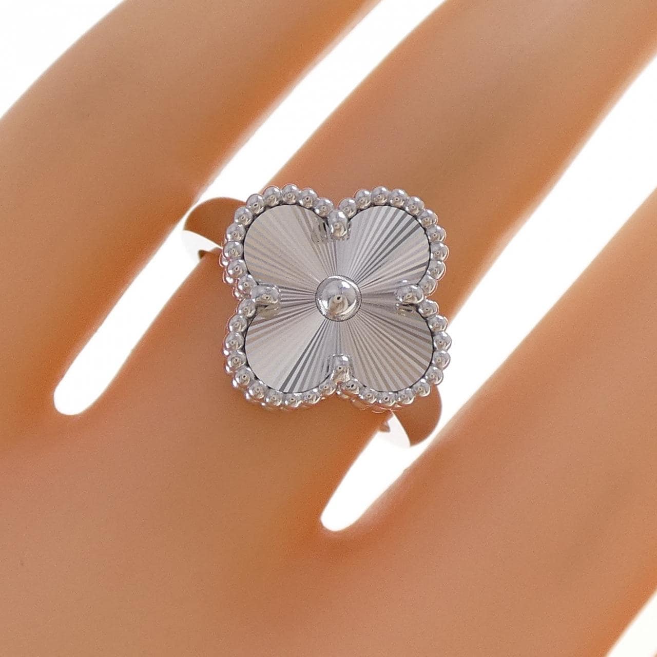 ヴァンクリーフ&アーペル ヴィンテージ アルハンブラ リング