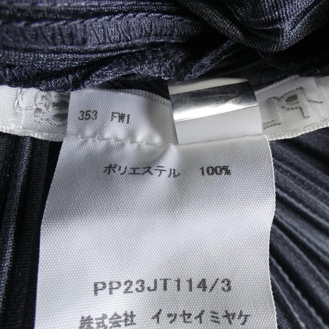 プリーツプリーズ PLEATS PLEASE PP23JT114 トップス