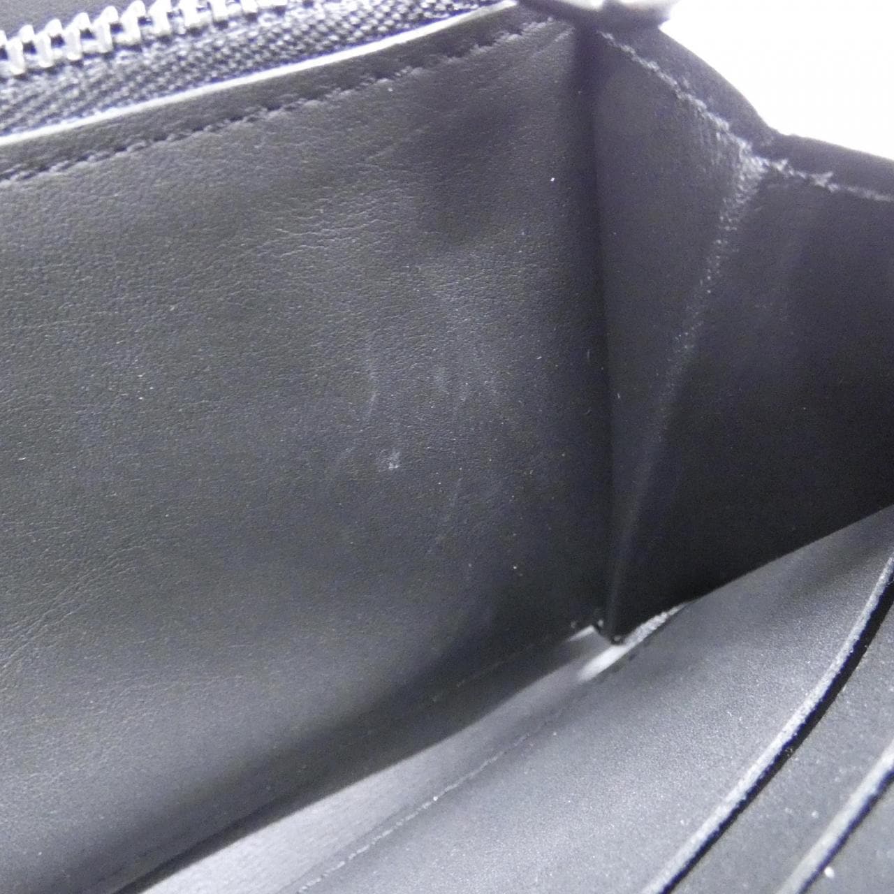 ルイヴィトン モノグラム シャドウ ジッピー ウォレット ホリゾンタル M80333 財布