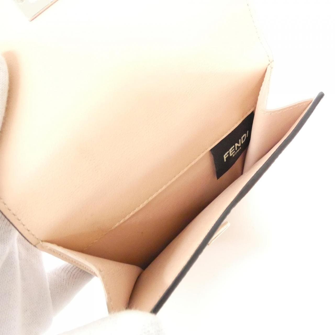 フェンディ ピーカブー 8M0438 A91B 財布