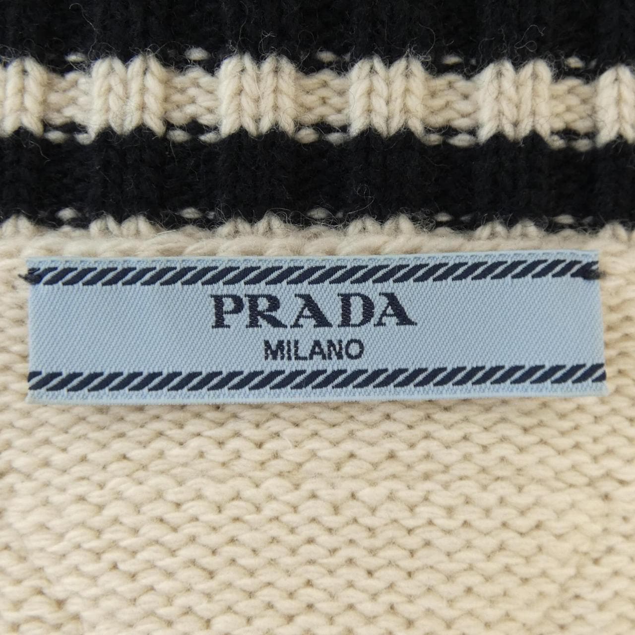 プラダ PRADA オーバーサイズシルエット P25N21 SOOO 1528 カーディガン