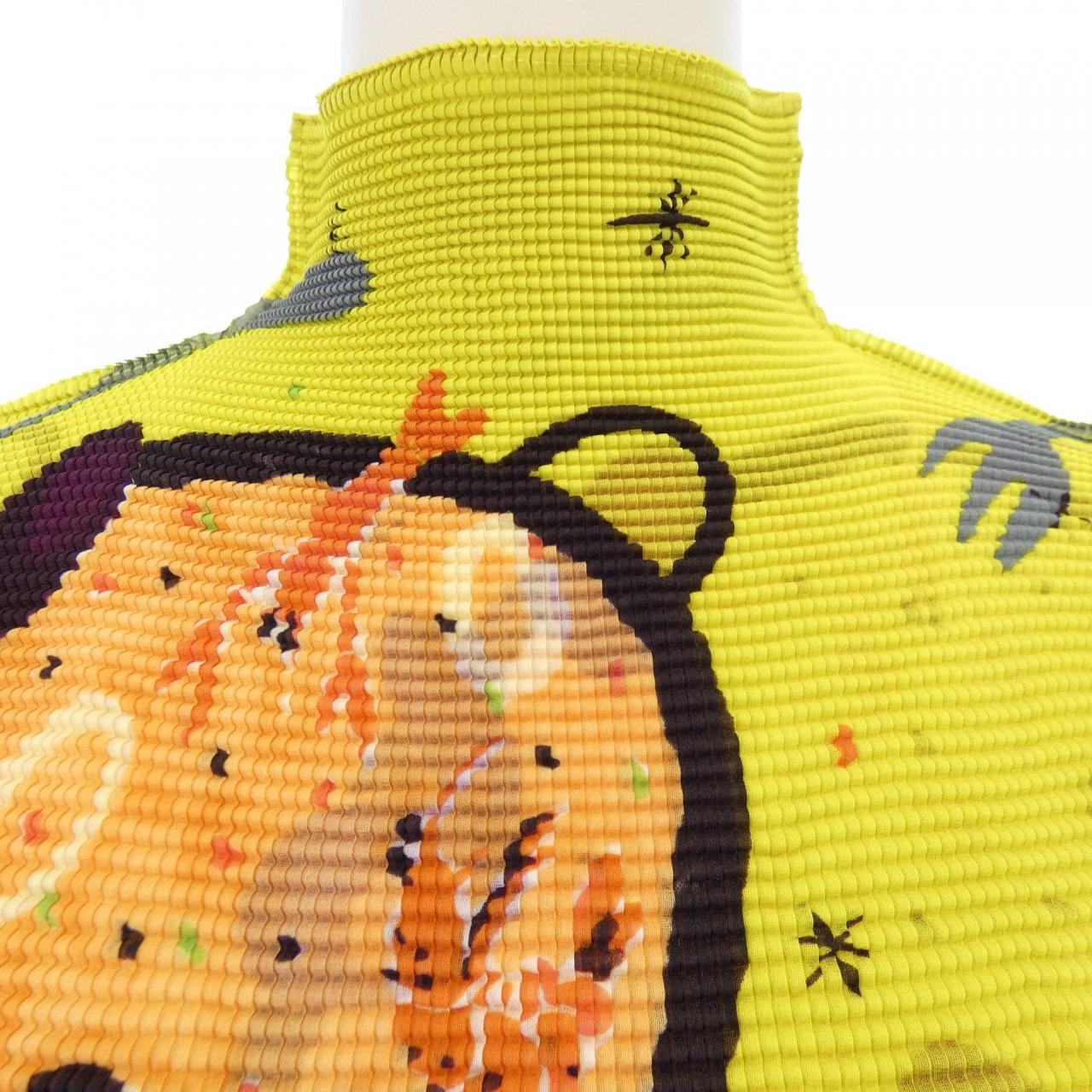 ミーイッセイミヤケ me ISSEY MIYAKE MI63FK233 トップス