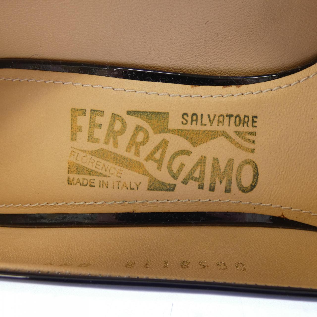 サルヴァトーレフェラガモ SALVATORE FERRAGAMO DG58138 パンプス