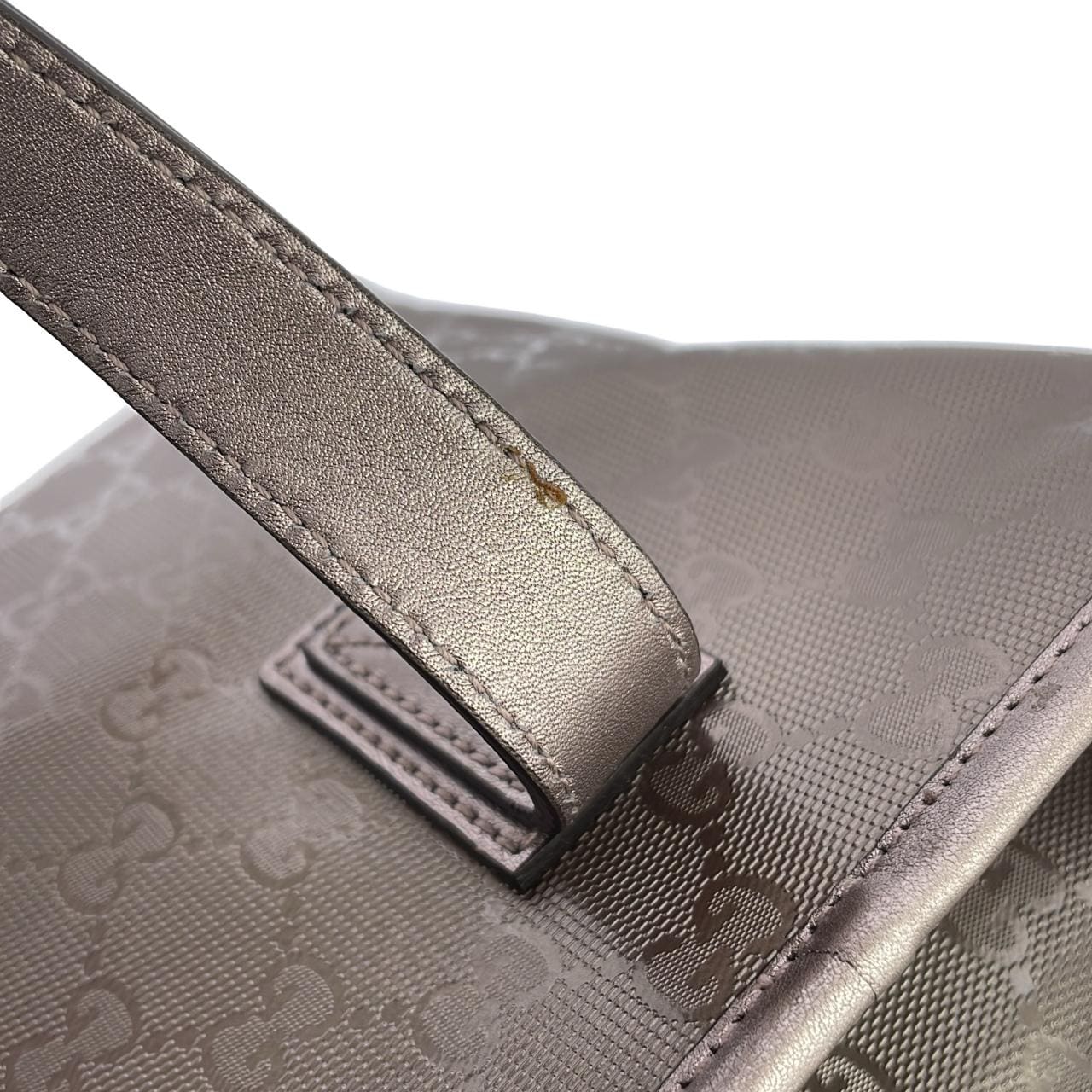 グッチ 211138 FU49N バッグ