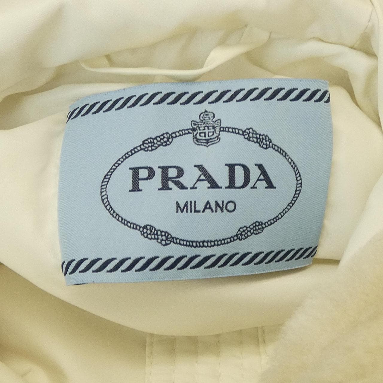 プラダ PRADA ダウンコート