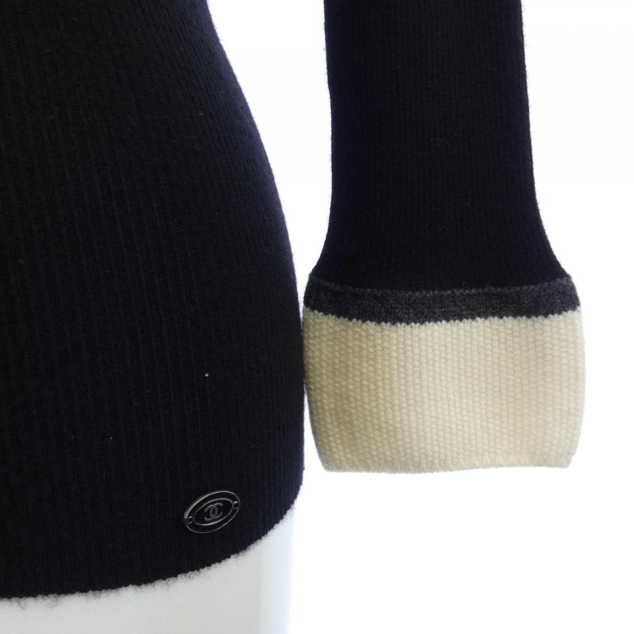 シャネル CHANEL P31828K00700 ニット