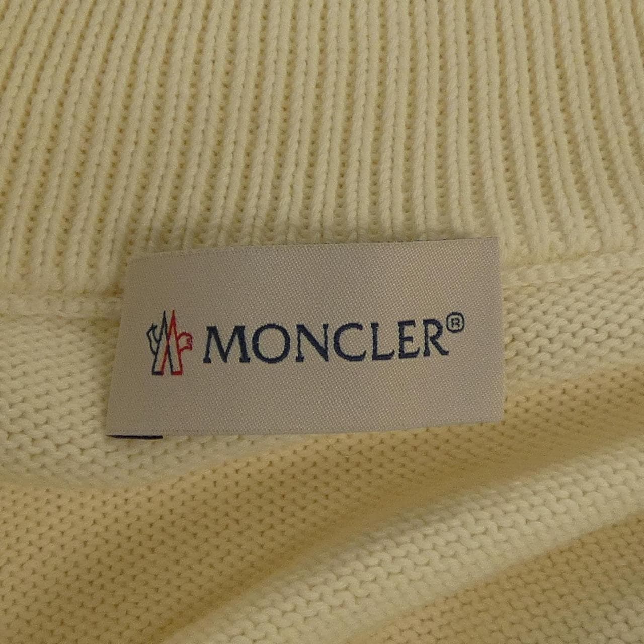 モンクレール MONCLER 10919B00020 ダウンジャケット