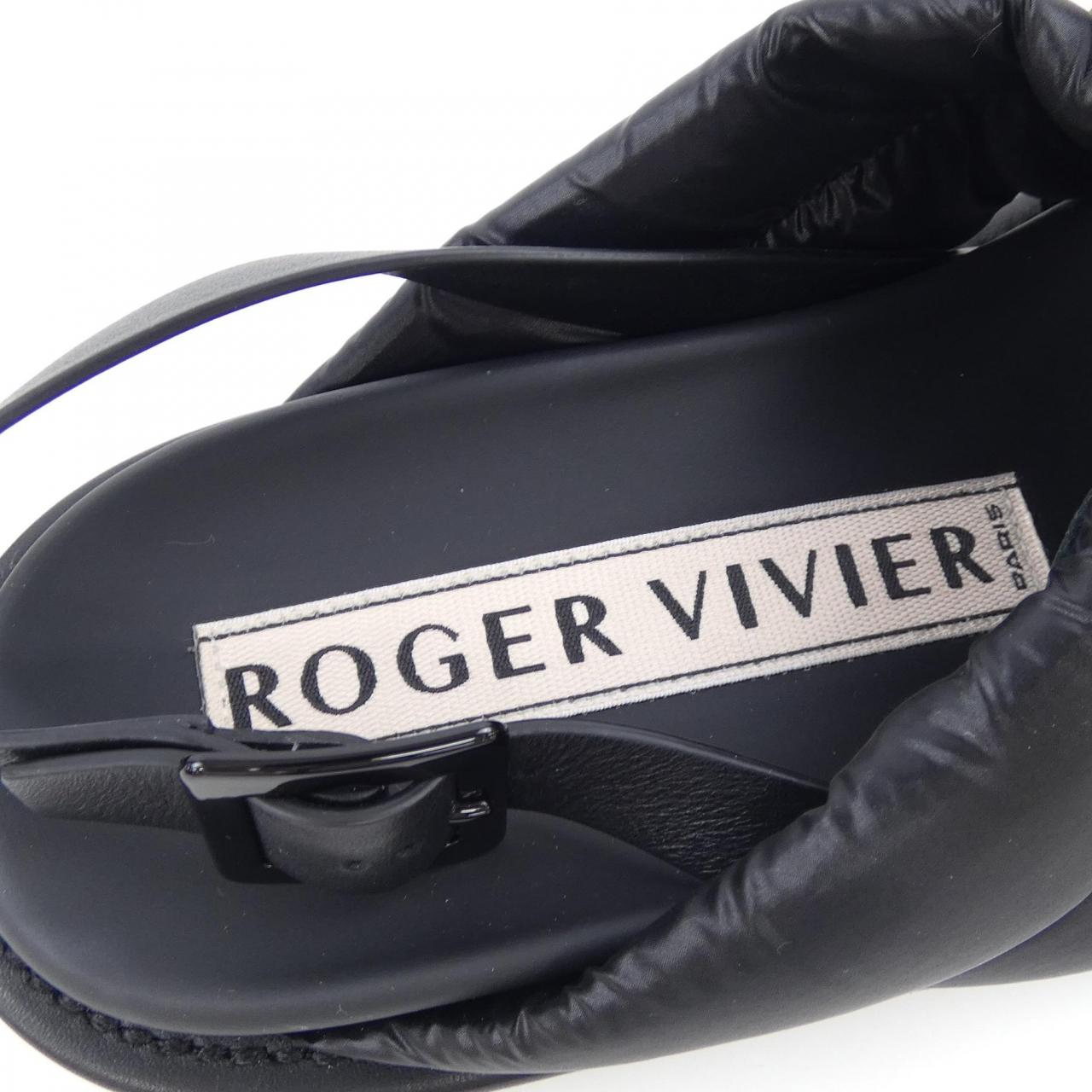 ロジェヴィヴィエ ROGER VIVIER サンダル