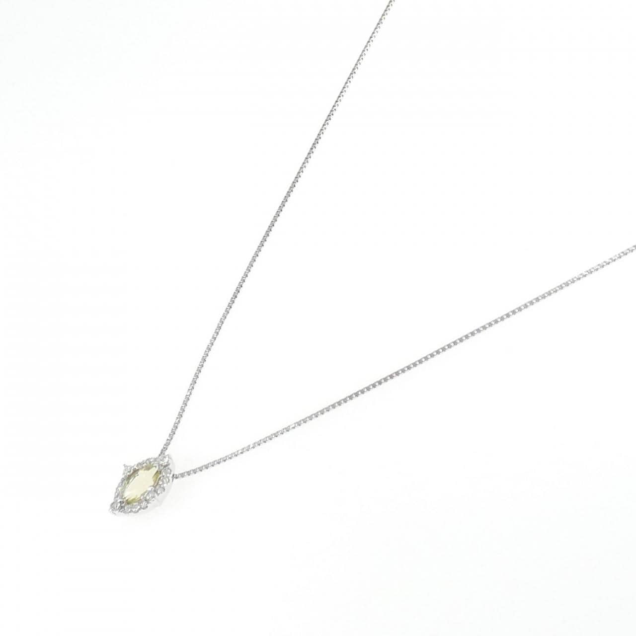 K18WG クオーツ ネックレス 0.32CT