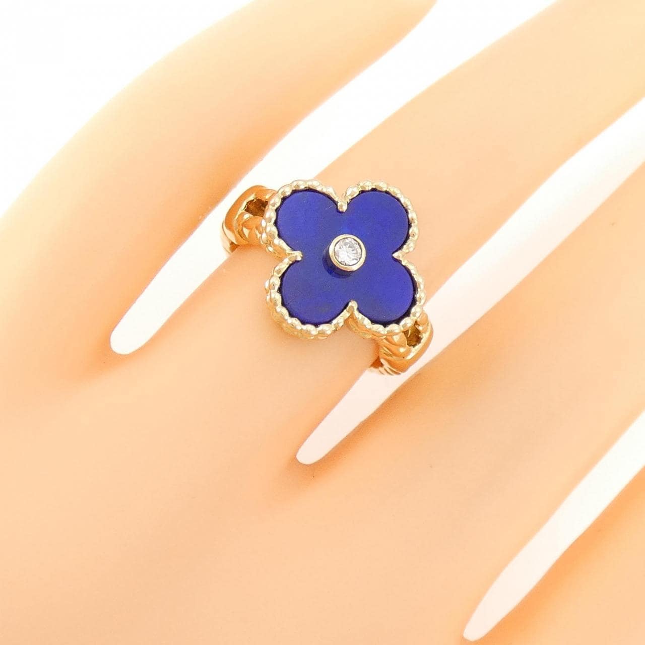 Van Cleef & Arpels vintage Alhambra Ring