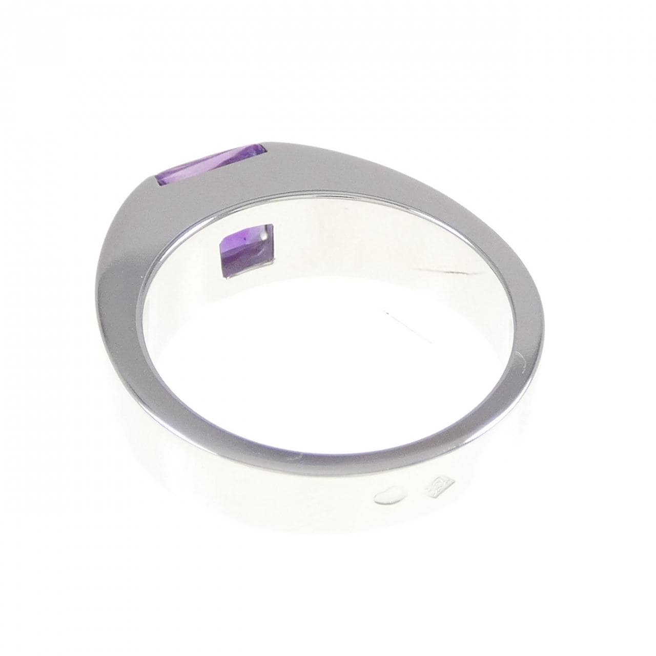 Cartier tank ring