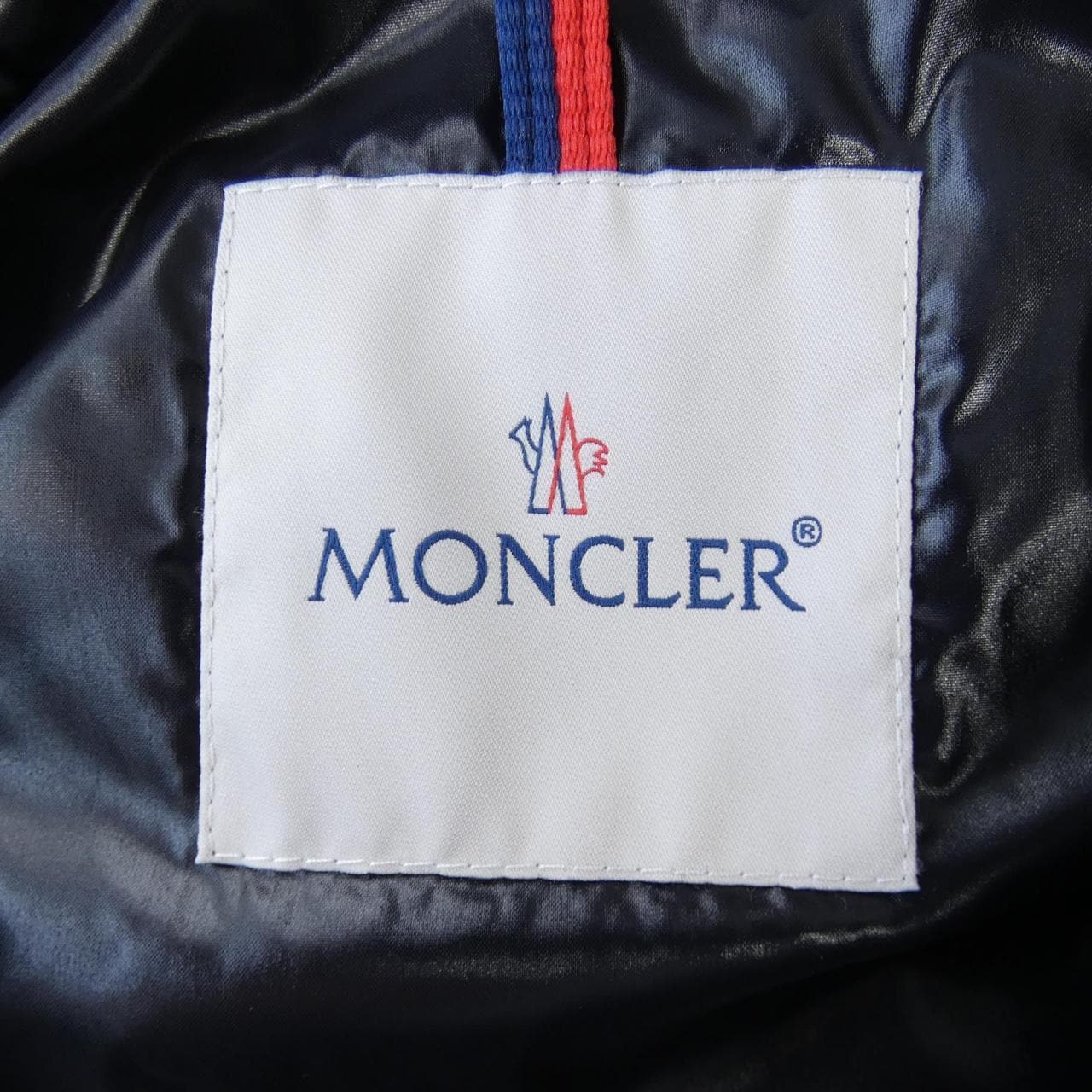 モンクレール MONCLER ダウンジャケット
