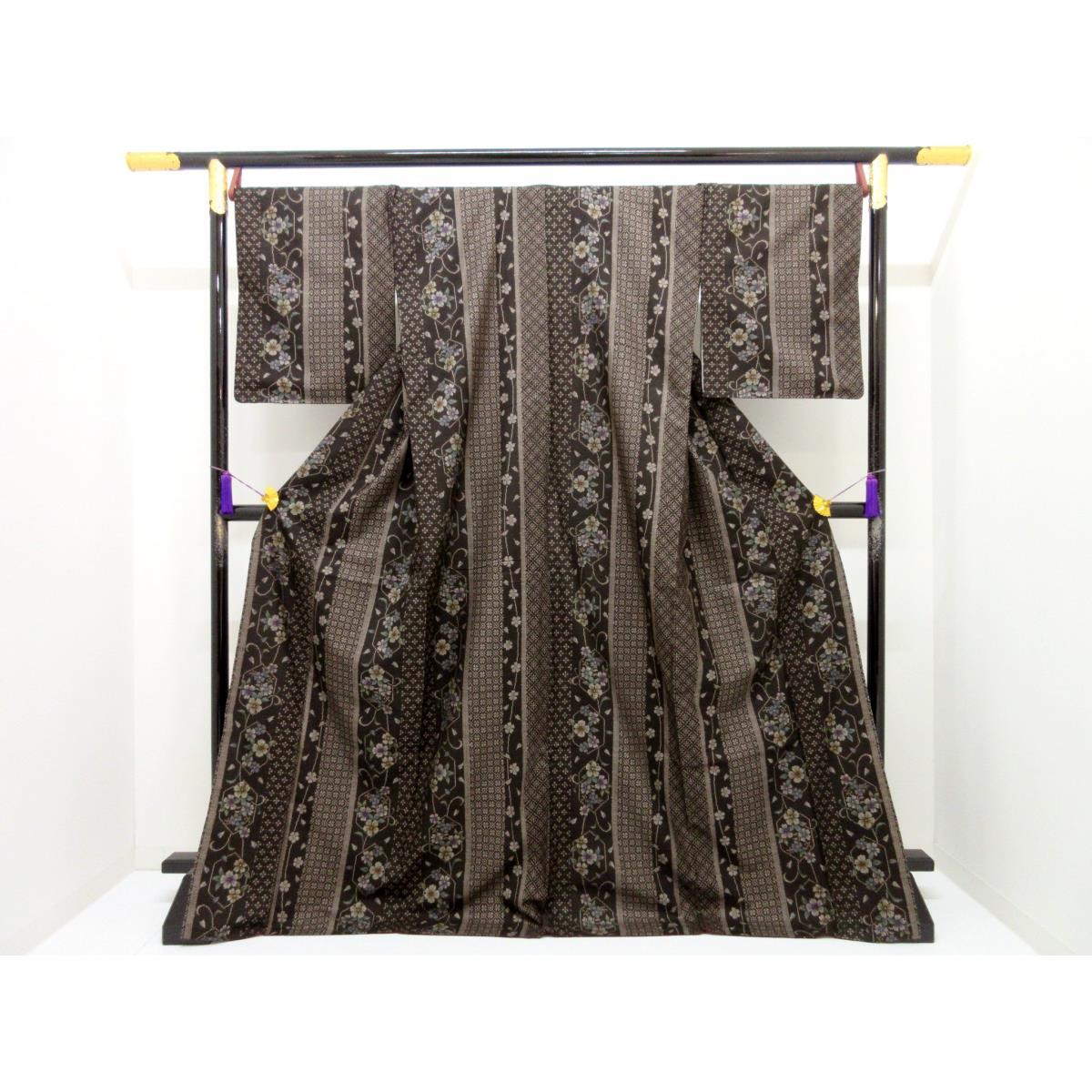 紬　九マルキ　証紙付　身幅２Ｌ寸【本場奄美大島紬】