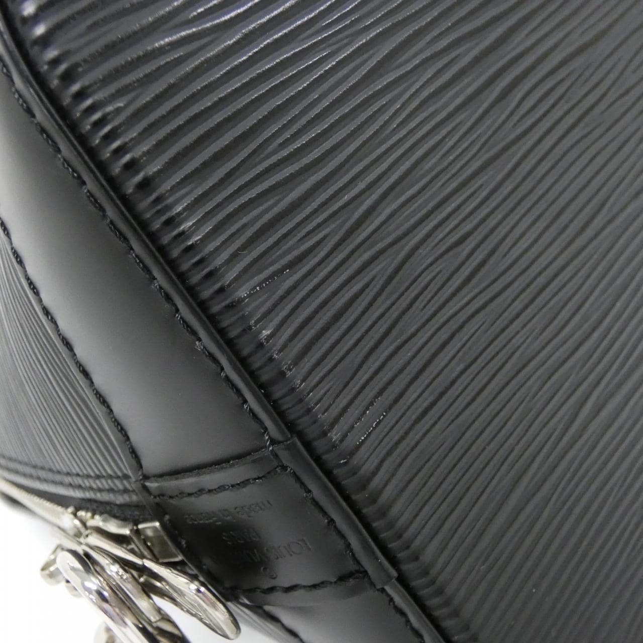 ルイヴィトン エピ アルマ PM M52802 バッグ