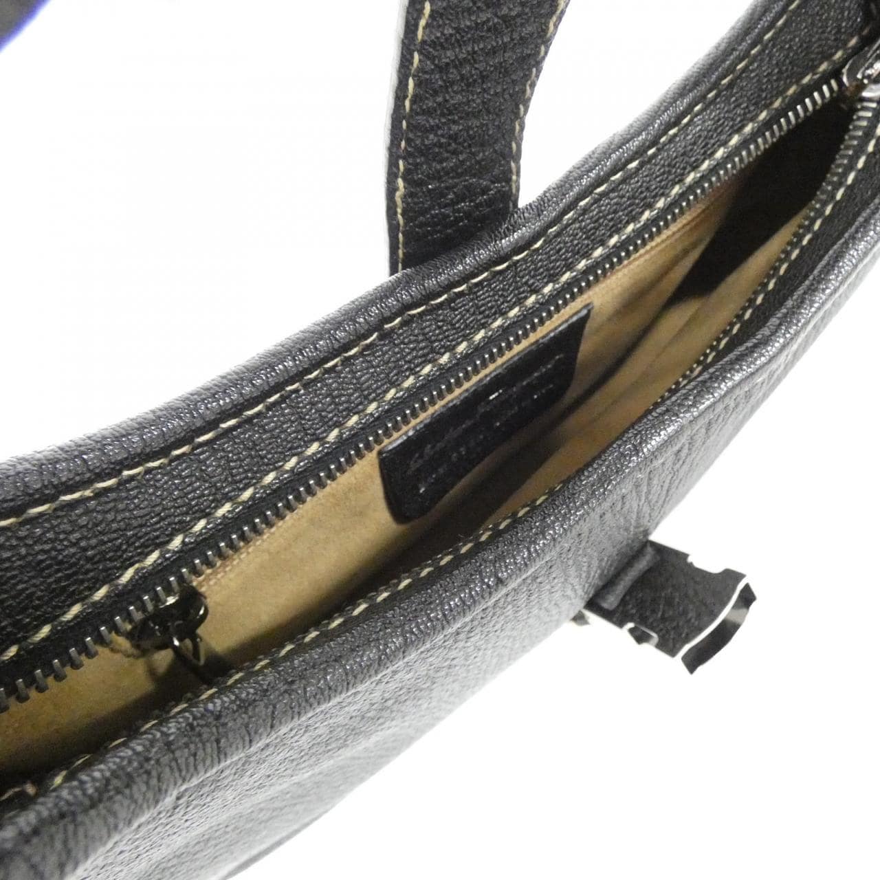 【ヴィンテージ】サルヴァトーレフェラガモ 21 0734 ショルダーバッグ