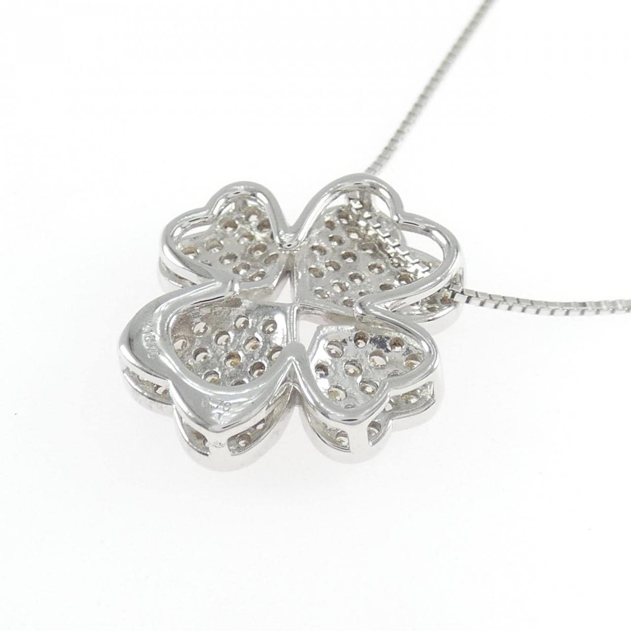 K18WG クローバー パヴェ ダイヤモンド ネックレス 0.70CT