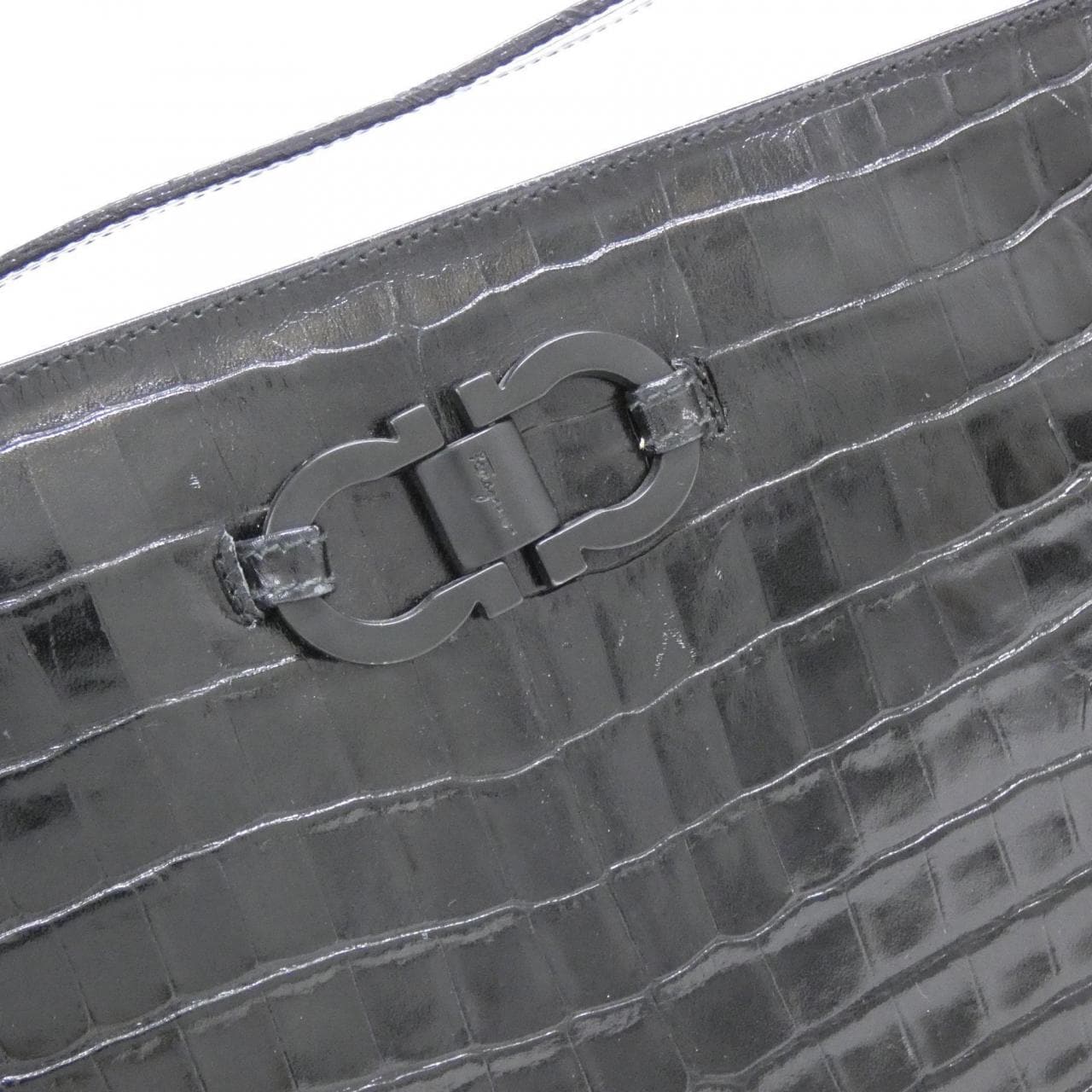 【ヴィンテージ】サルヴァトーレフェラガモ 21 6194 ショルダーバッグ