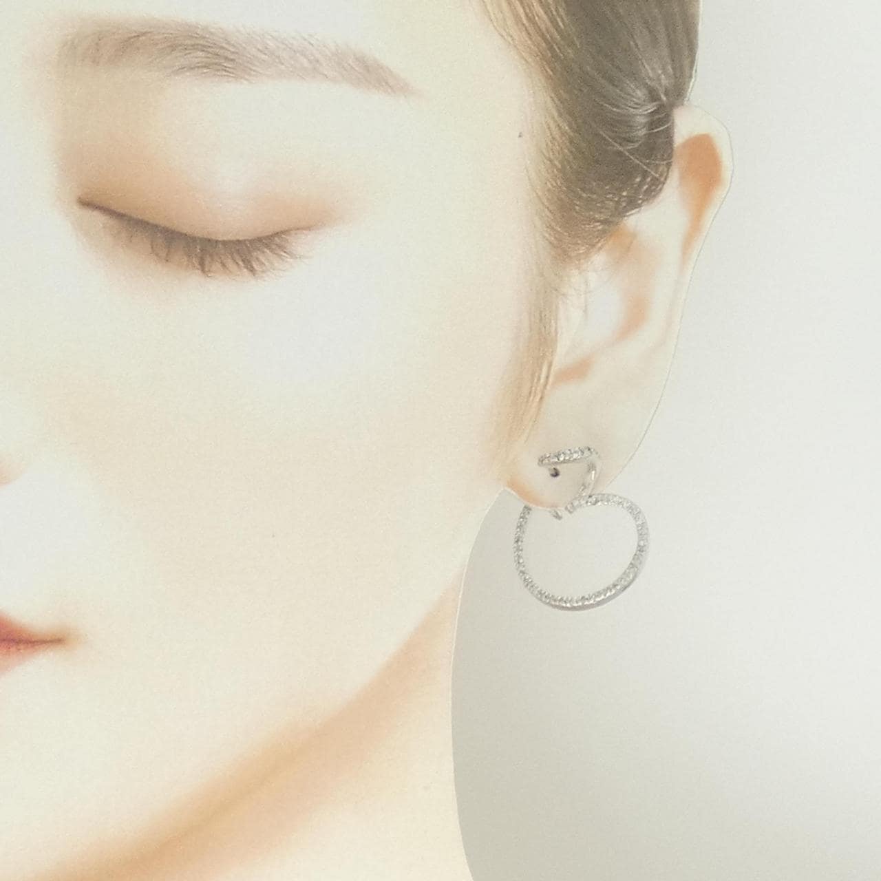 K18WG ダイヤモンド ピアス 0.99CT