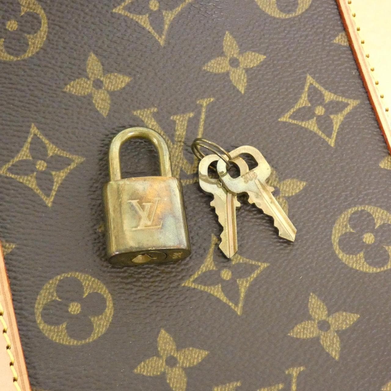 LOUIS VUITTON Monogram Keepall Bandouliere 55 厘米 M41414 波士顿包