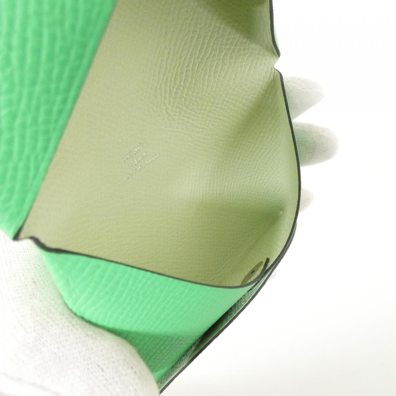 エルメス カルヴィ ヴェルソ 078475CK カードケース