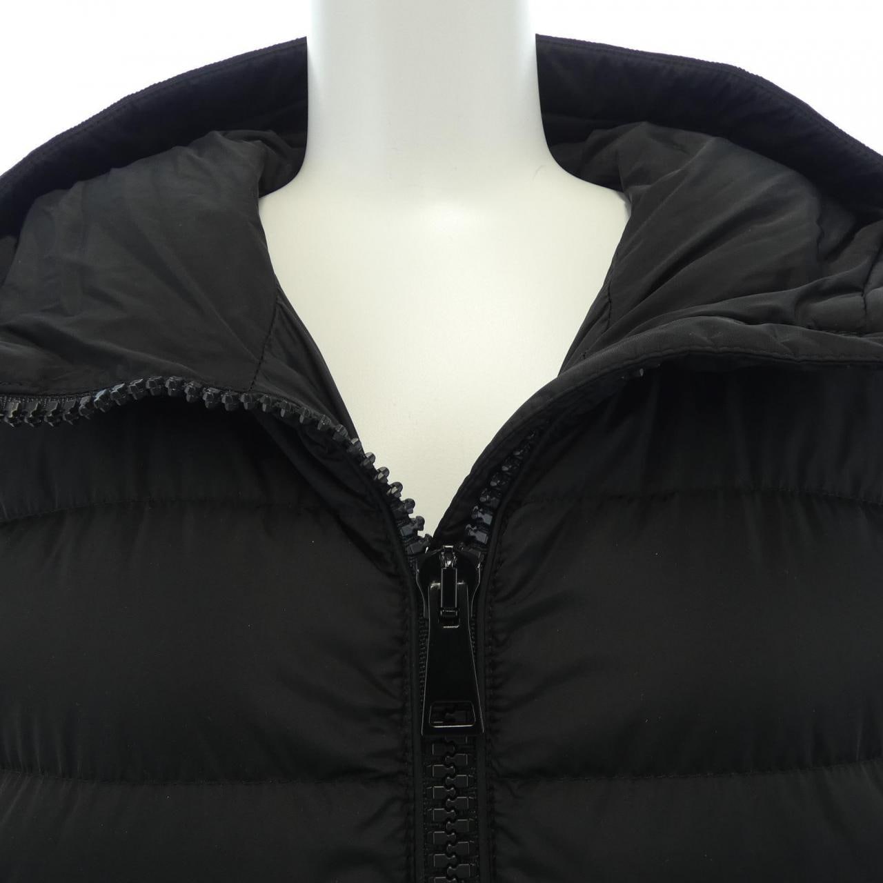 モンクレール MONCLER TALEVE ダウンコート