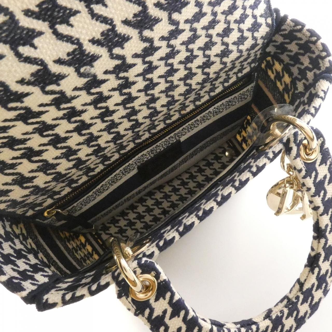 クリスチャンディオール レディ D-ライト ミディアム M0565OZAF バッグ