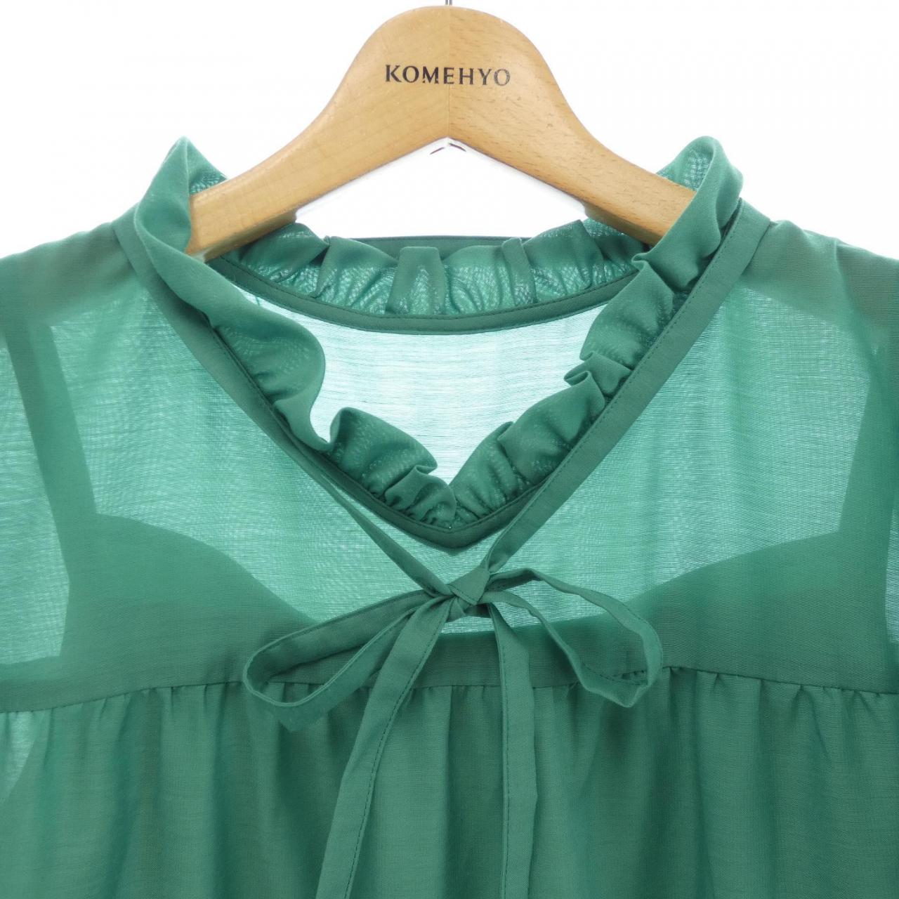 トゥービーシック TO BE CHIC トップス