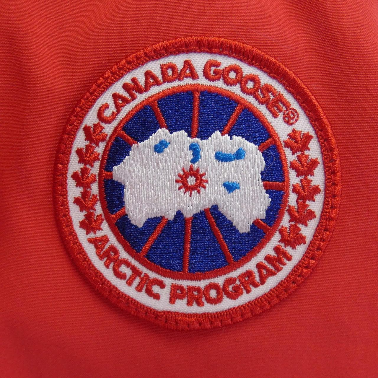 加拿大鹅CANADA GOOSE羽绒背心