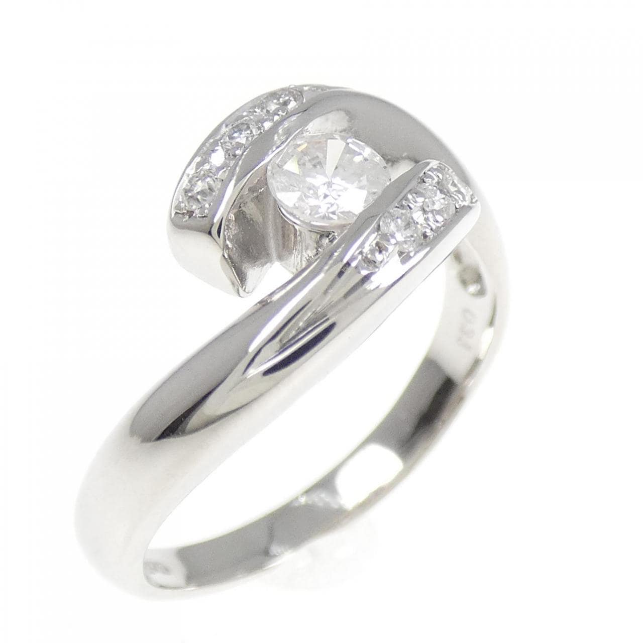 PT ダイヤモンド リング 0.31CT