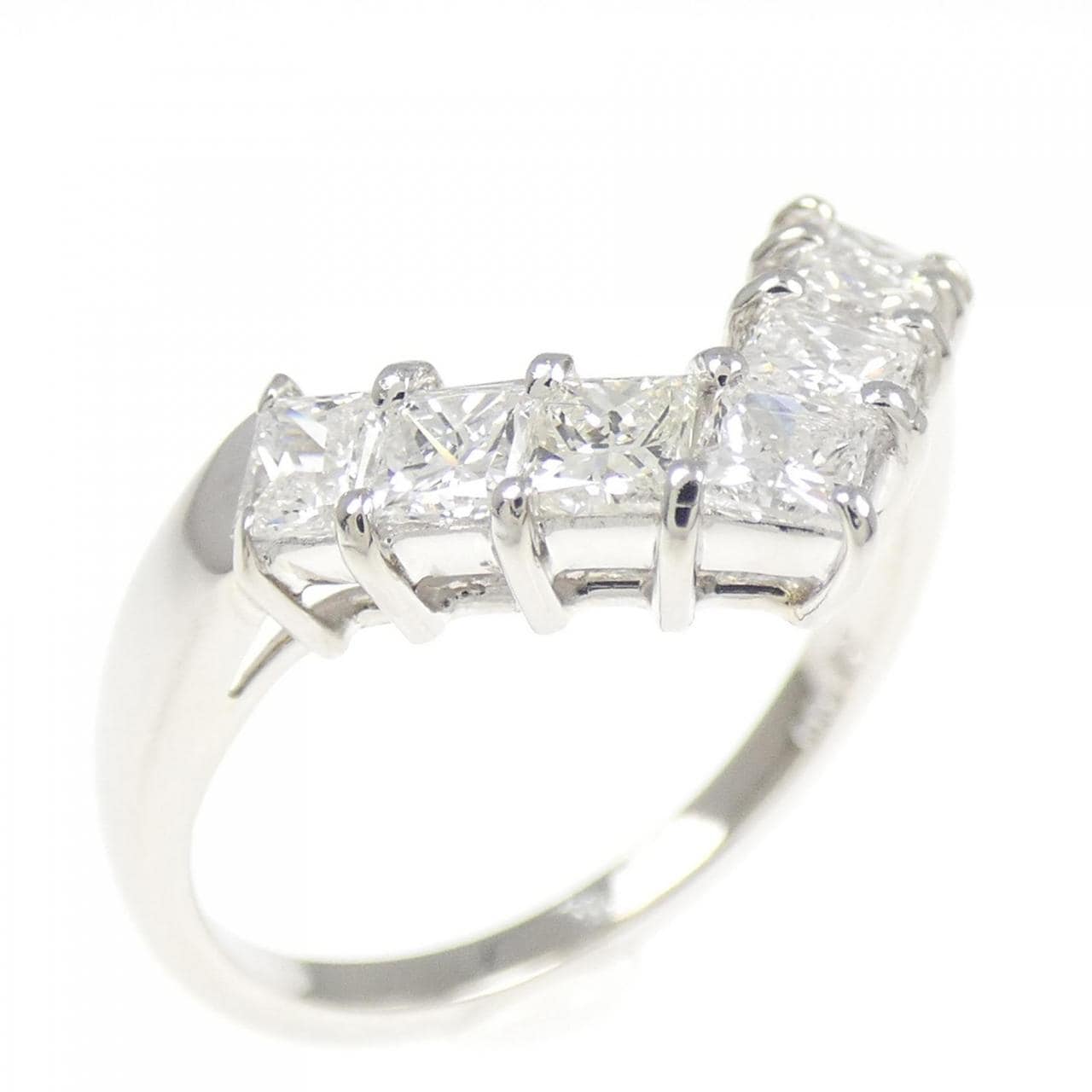 PT900 ダイヤモンド リング 0.80CT