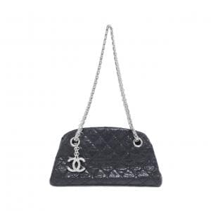 シャネル マドモアゼル ライン ショルダーバッグ